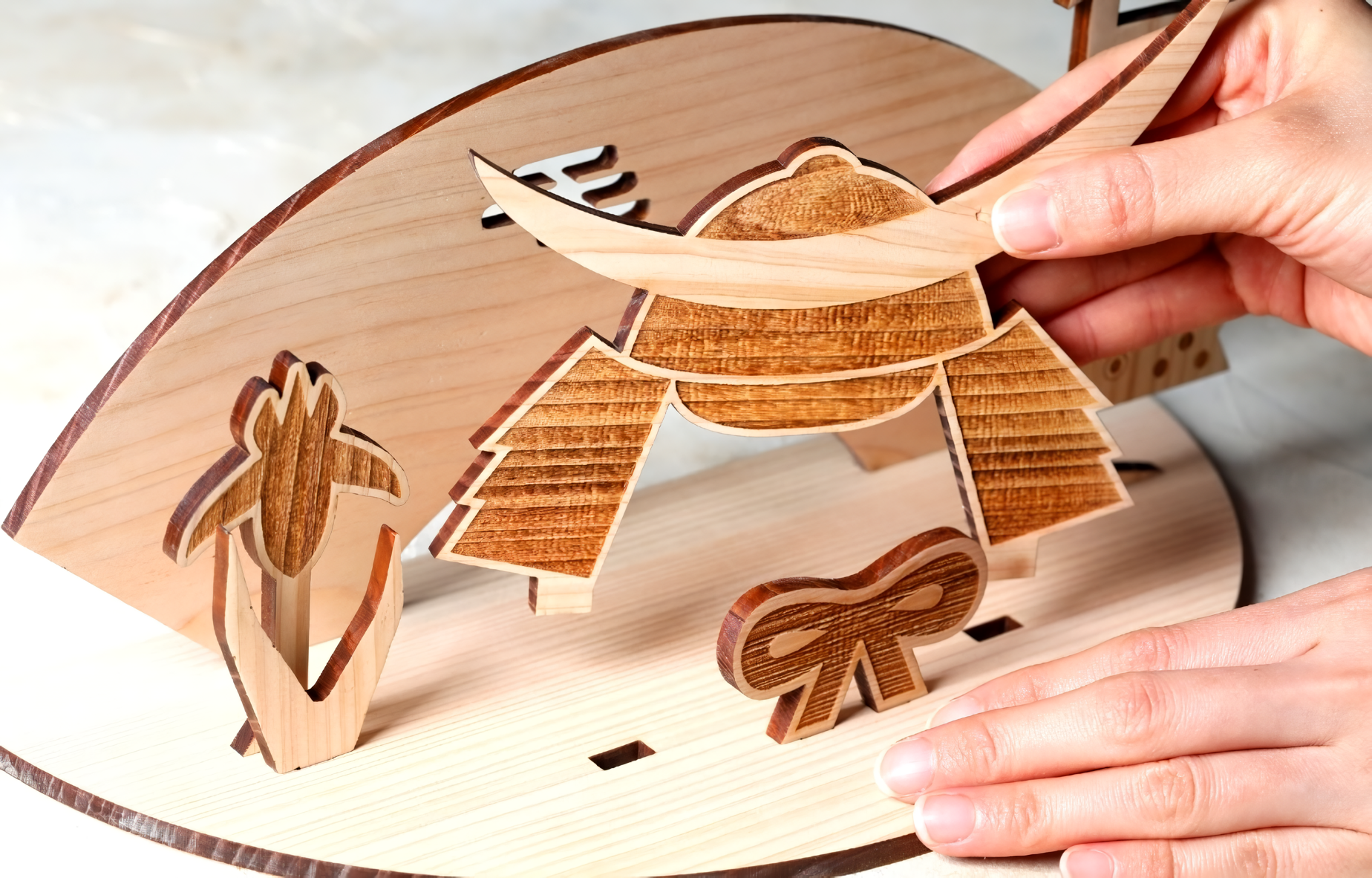 木製五月人形 クムキ 羽 〜はね〜